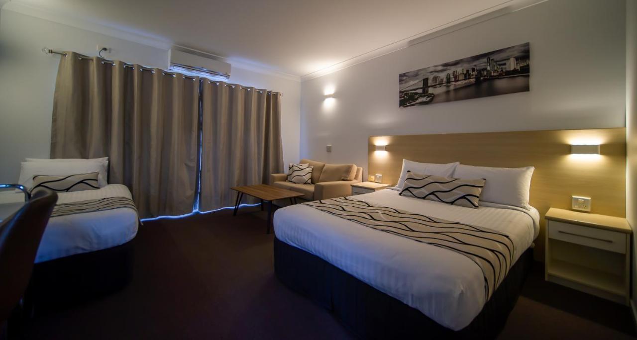 Hamilton'S Queanbeyan Motel Esterno foto