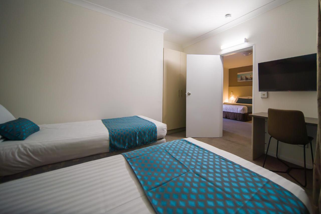 Hamilton'S Queanbeyan Motel Esterno foto