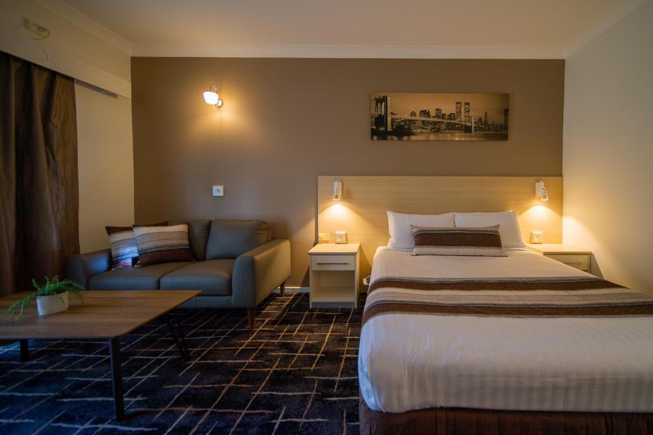 Hamilton'S Queanbeyan Motel Esterno foto