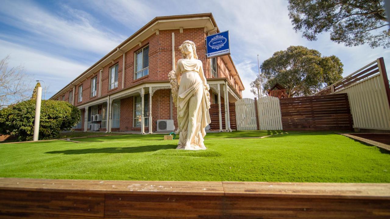Hamilton'S Queanbeyan Motel Esterno foto