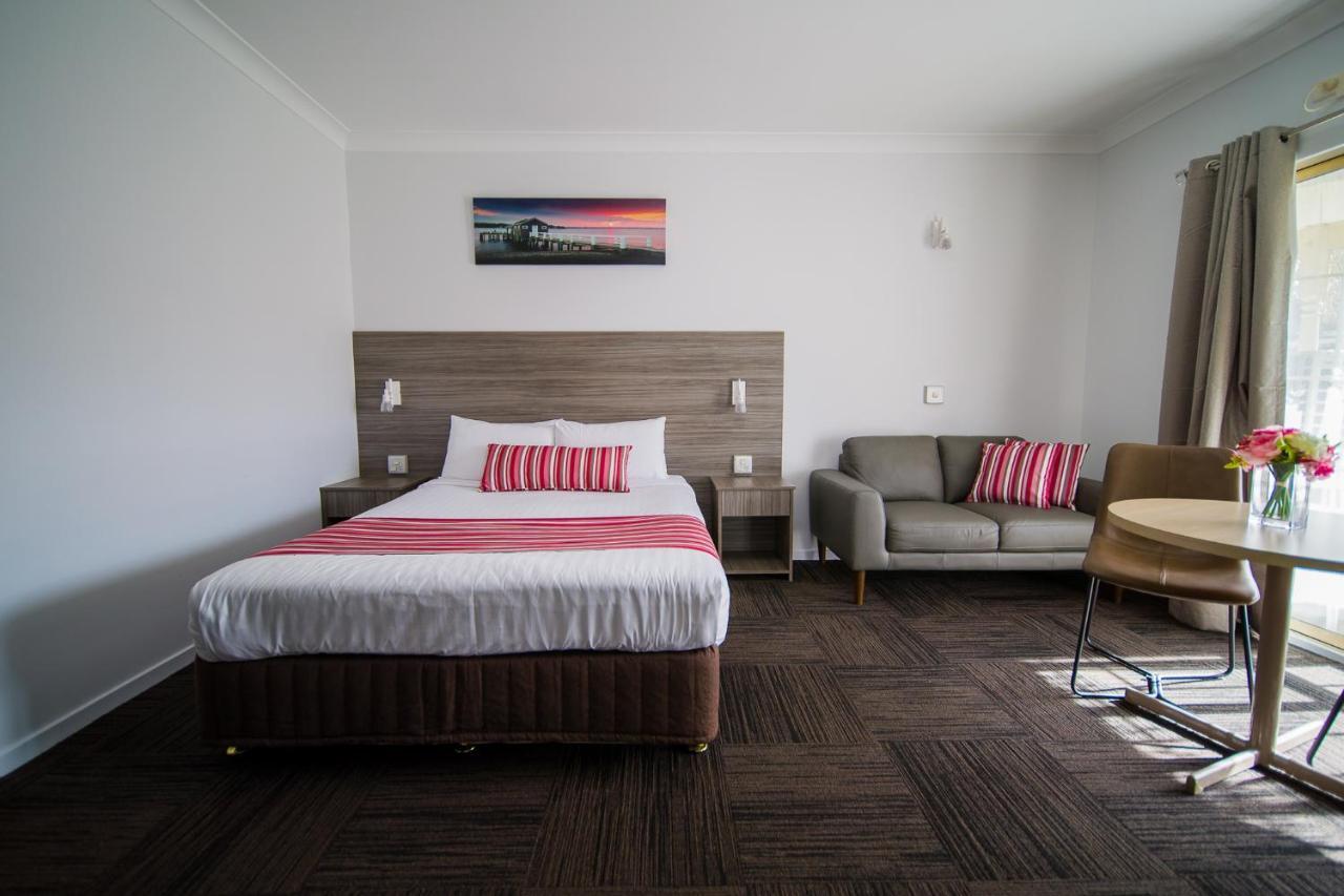 Hamilton'S Queanbeyan Motel Esterno foto
