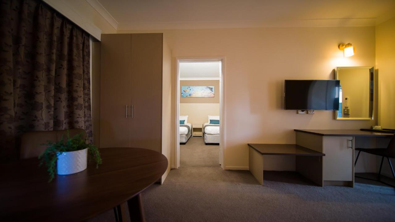Hamilton'S Queanbeyan Motel Esterno foto