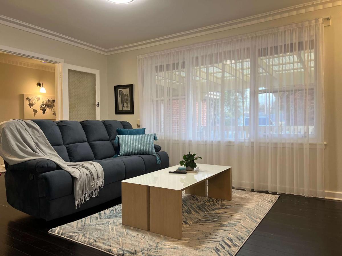 Hamilton'S Queanbeyan Motel Esterno foto