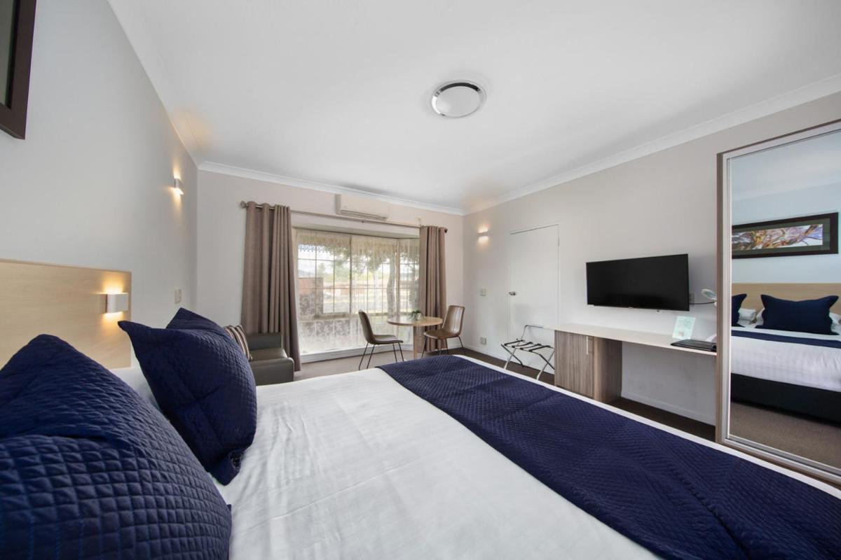 Hamilton'S Queanbeyan Motel Esterno foto